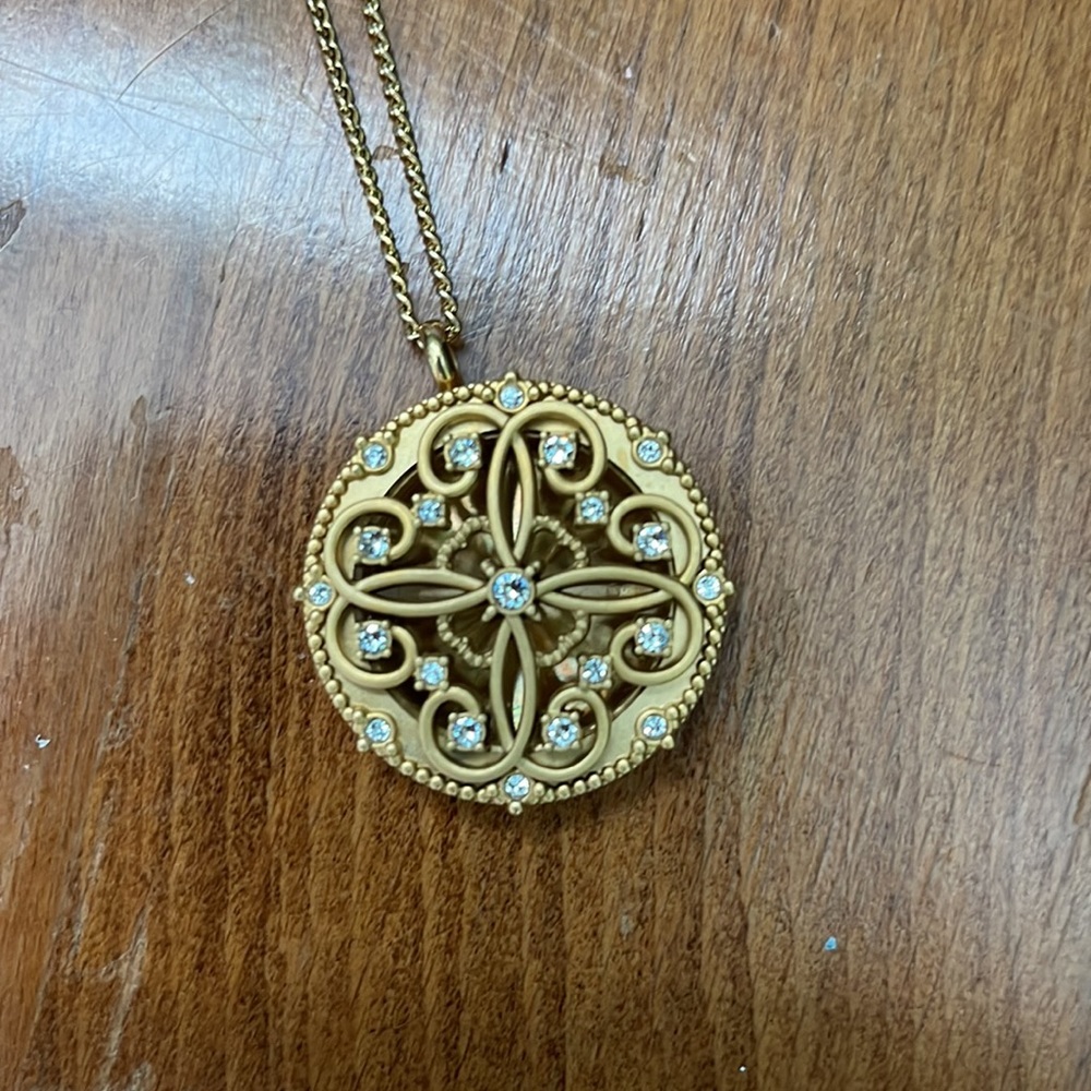 Origami owl, necklace, gold tone, with white crystals